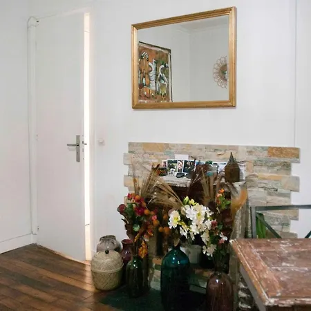 Charming Flat In The Heart Of Parigi