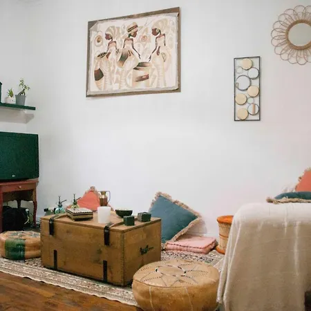 Charming Flat In The Heart Of Appartamento